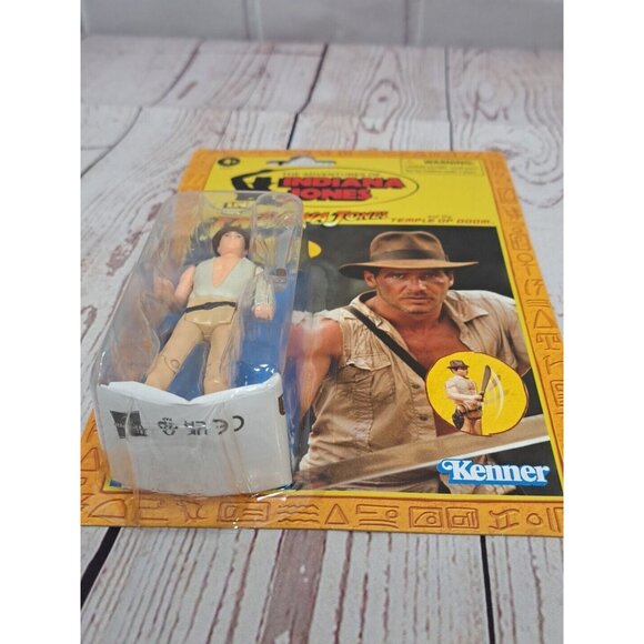 NWT Hasbro Indiana Jones Retro Collection Kenner Action Figure - Picture 4 of 5